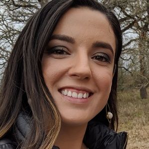 Meet your Posher, Diana